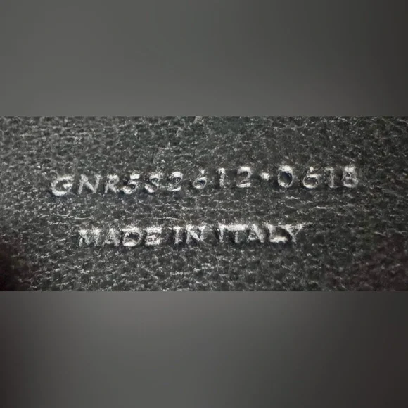 Saint Laurent Vicky Medium Bag - Picture 16 of 16